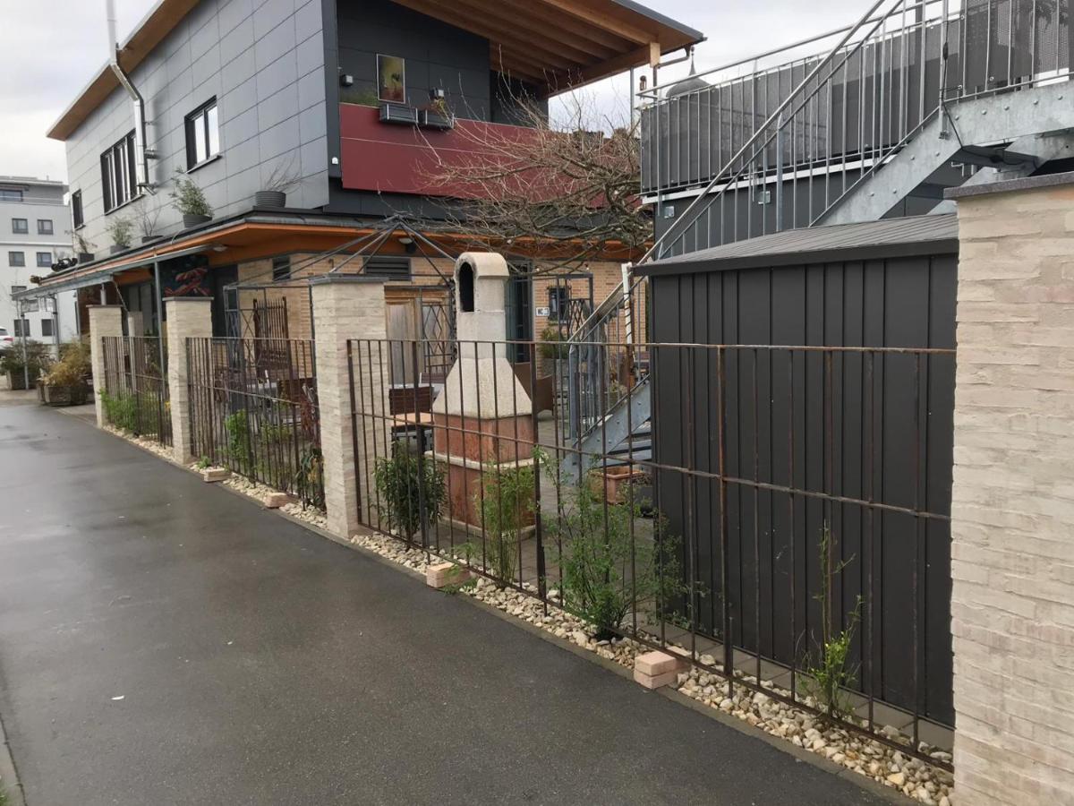 Tiny House Black Pearl Tettnang Luaran gambar