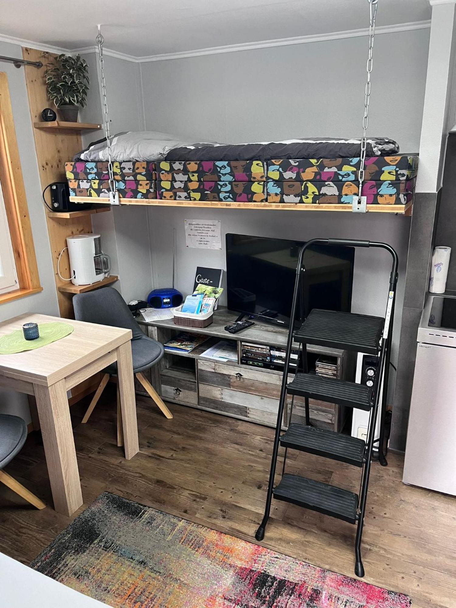 Tiny House Black Pearl Tettnang Luaran gambar
